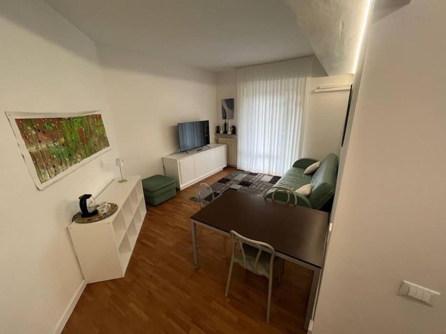 Appartamento Spazioso In Centro Piacenza Exterior foto